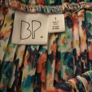 Skirt worn a few times good condition and cute